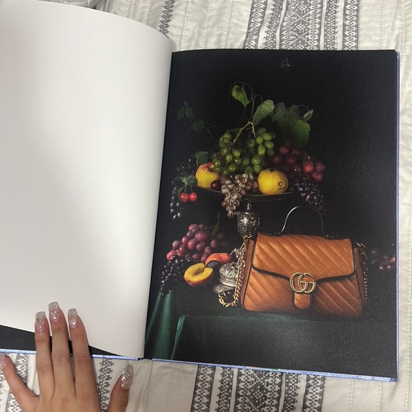 Authentic Gucci Marmont Book - Picture 5 of 6